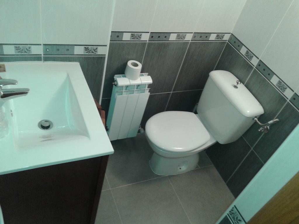Hostal Les Bedules Oseja de Sajambre Habitación foto