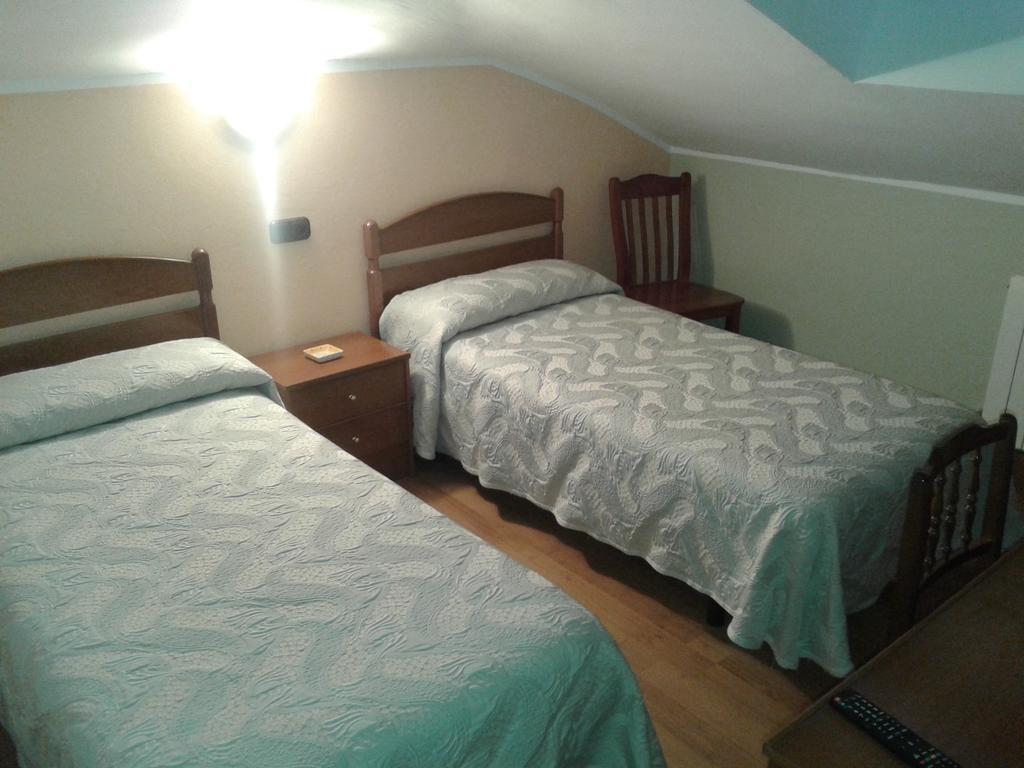 Hostal Les Bedules Oseja de Sajambre Habitación foto